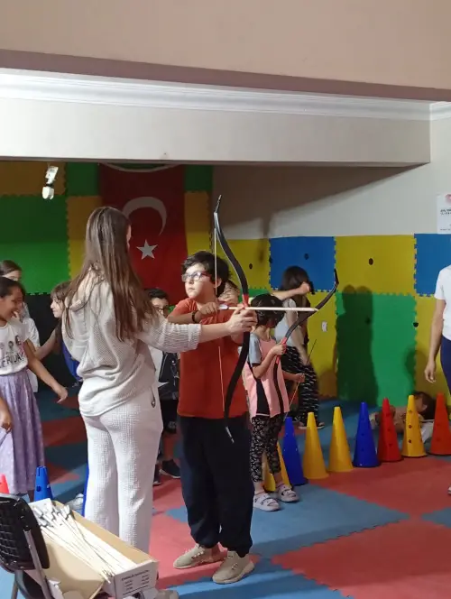 Uşak Fetih Gençlik Merkezi Etkinlikler Eğitimler
