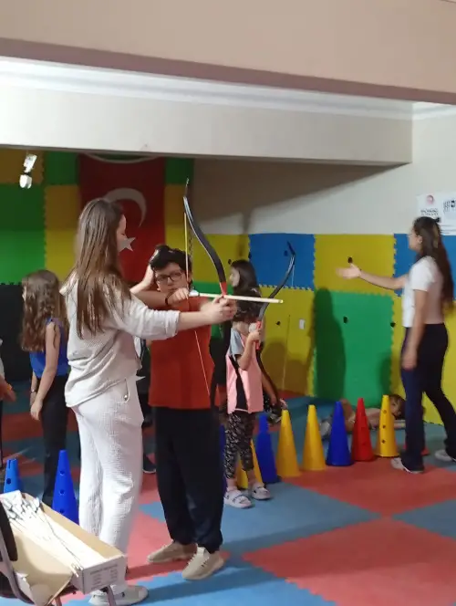 Uşak Fetih Gençlik Merkezi Etkinlikler Eğitimler