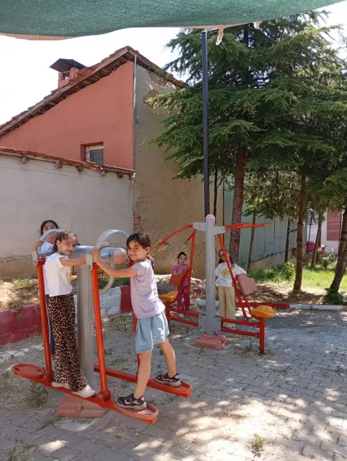 Uşak Fetih Gençlik Merkezi Etkinlikler Eğitimler